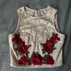 YaYa & Co - Lace floral cropped top